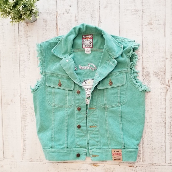 Looney Tunes Warner Bothers Vintage Denim Vest - Picture 2 of 8